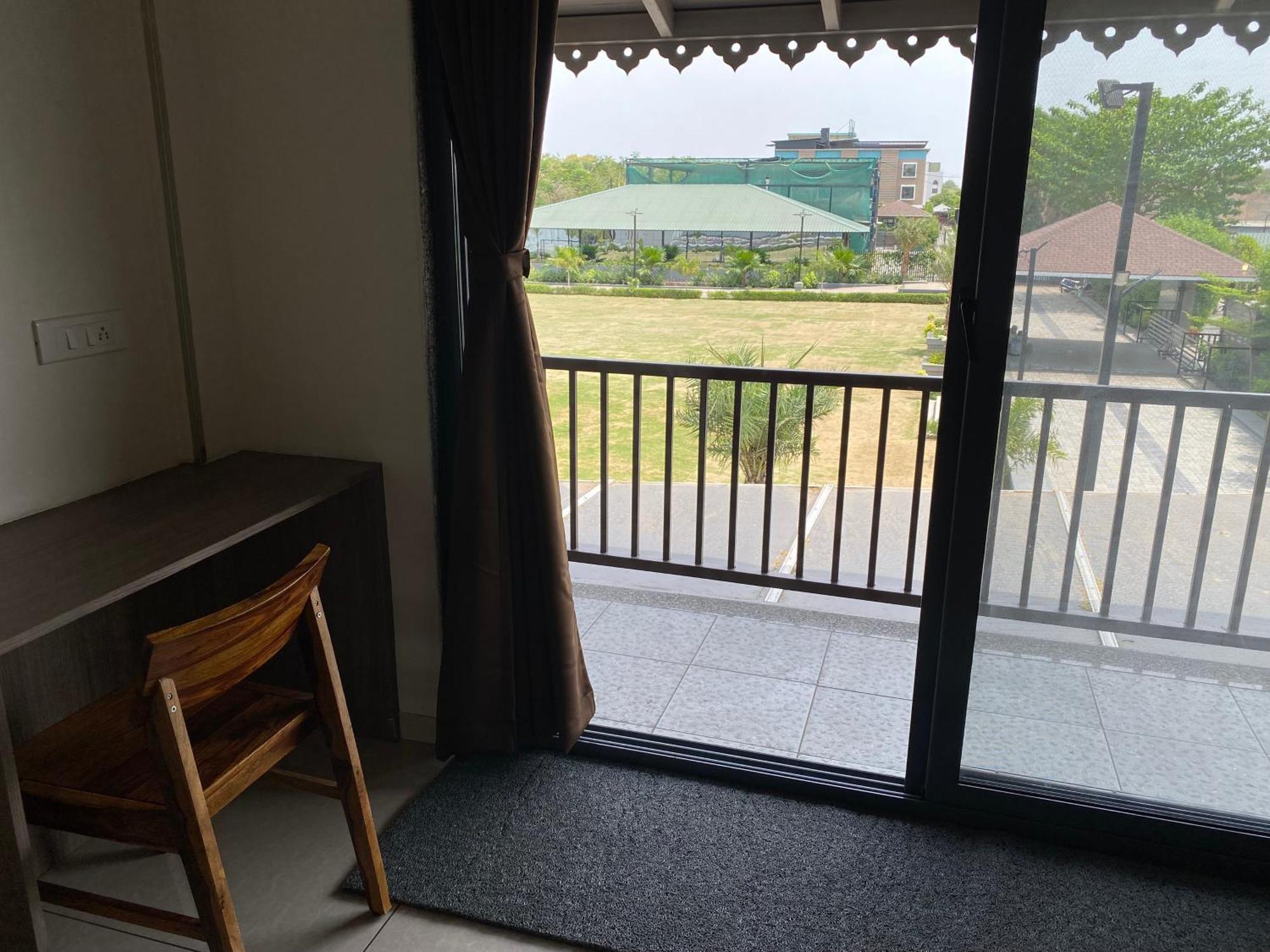 The Pavilion Park Resort Malegaon Exteriör bild